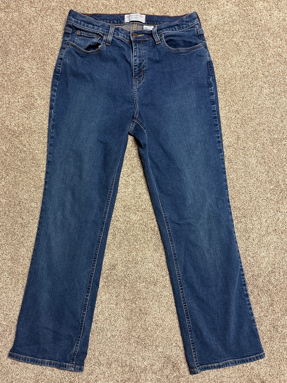 Levi Strauss Signature Women’s Stretch Mid Rise Boot Cut Blue Jeans